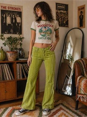 BDG Urban Outfitters Lime Green Corduroy Pants 90s Bootcut Size 29 Y2K Indie